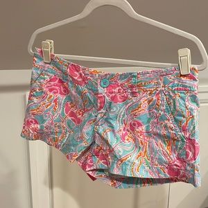 Lilly Pulitzer walsh shorts size 4